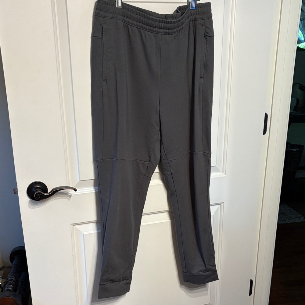 Luxe Charcoal Jogger Pants Men’s Large